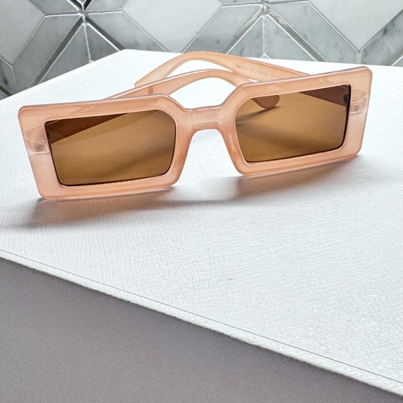 Accessories - Square Vintage sunglasses